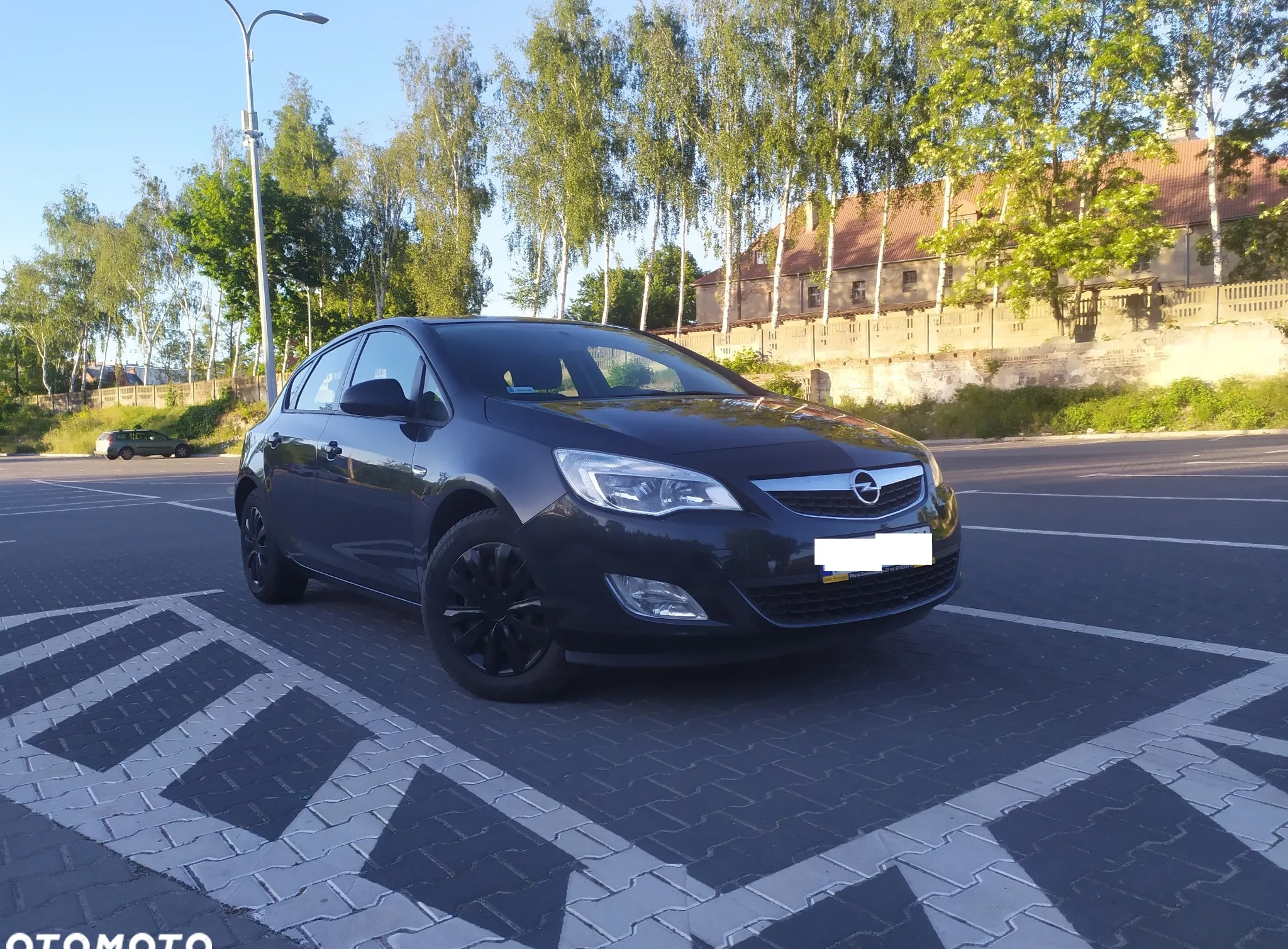 Opel Astra cena 24900 przebieg: 238700, rok produkcji 2011 z Szamotuły małe 154